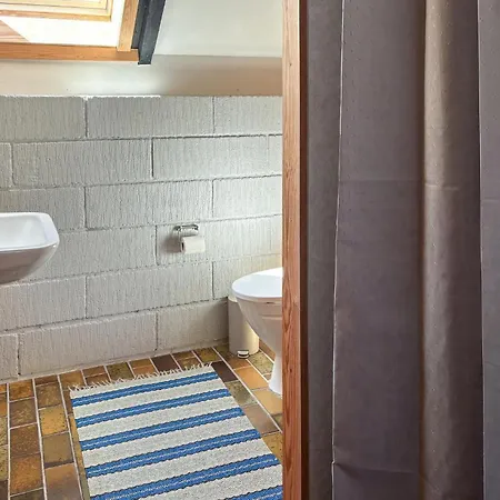 3 Bedroom Cozy In Feriehus *