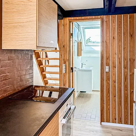 2 Bedroom Cozy In